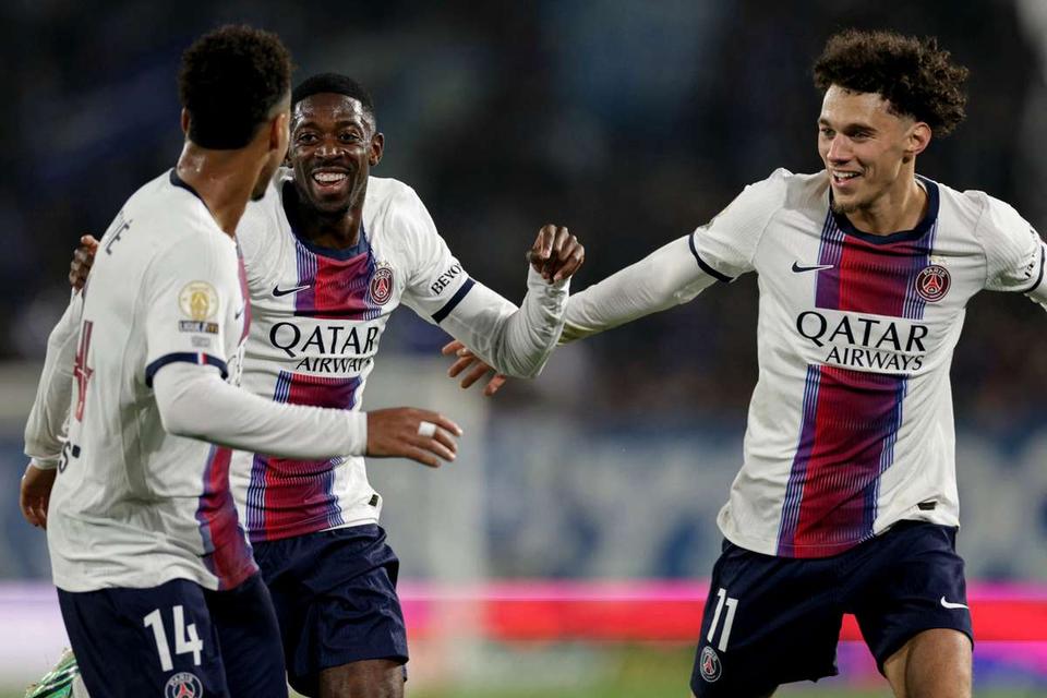 PSG players celebrating